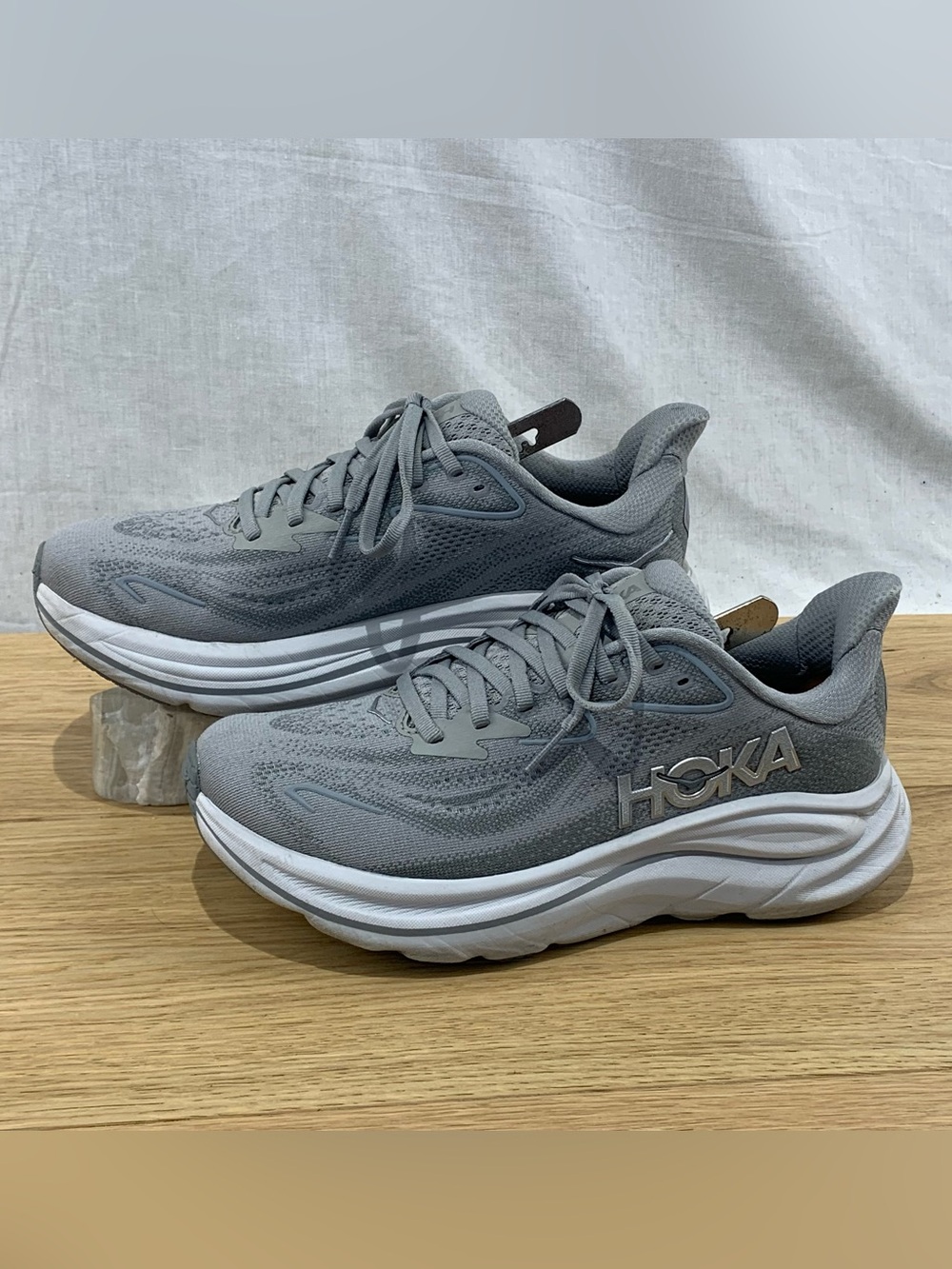 HOKA Clifton 10 Women’s Size 8 D (Wide) Stellar Grey Running Shoes No Insoles